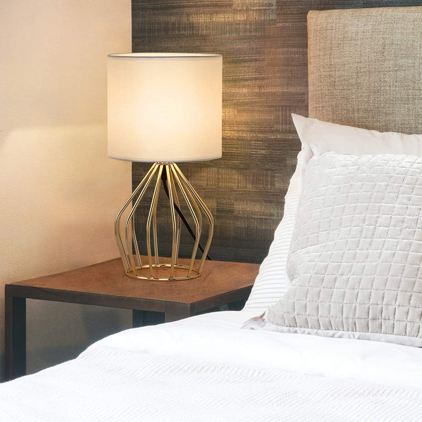 Modern Gold Table Lamp with Hollow Base and Linen Fabric Shade - Elegant Small Bedside Lighting for Bedrooms and Living Rooms